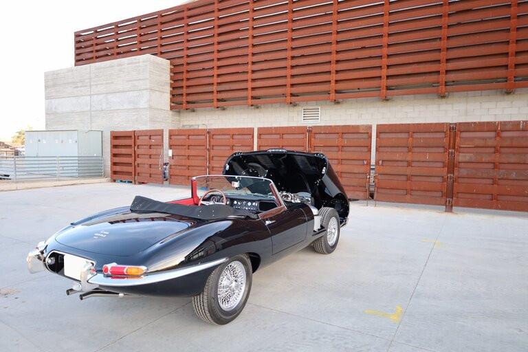 jaguar xke series i