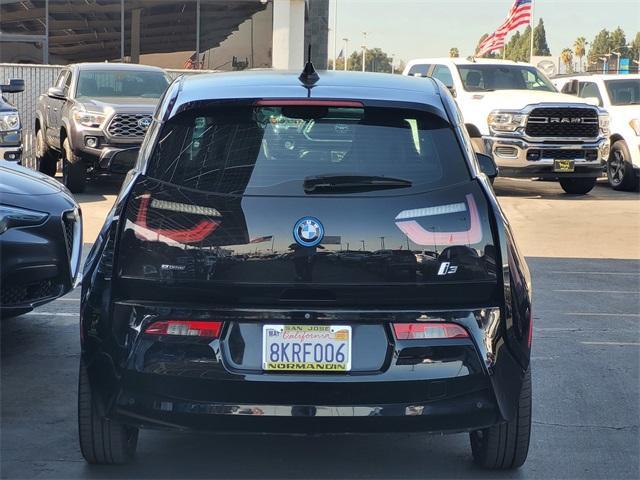 2016 bmw i3 base w/range extender