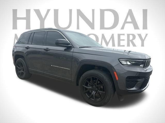 2022 jeep grand cherokee laredo