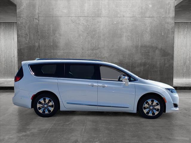 2017 chrysler pacifica hybrid platinum