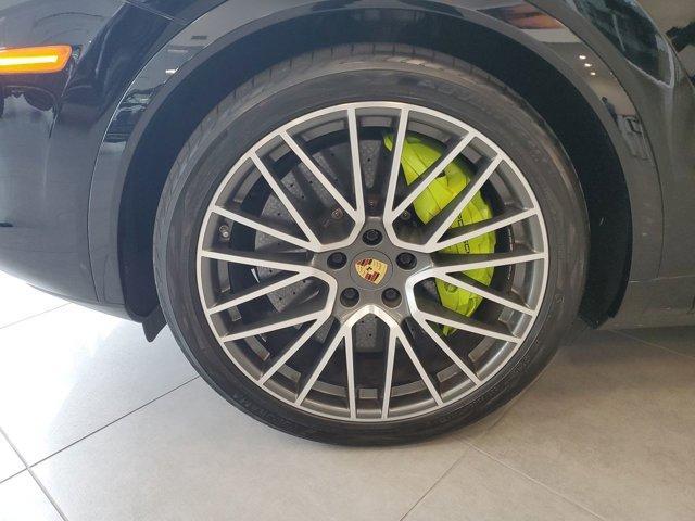 2021 porsche cayenne e-hybrid coupe turbo s