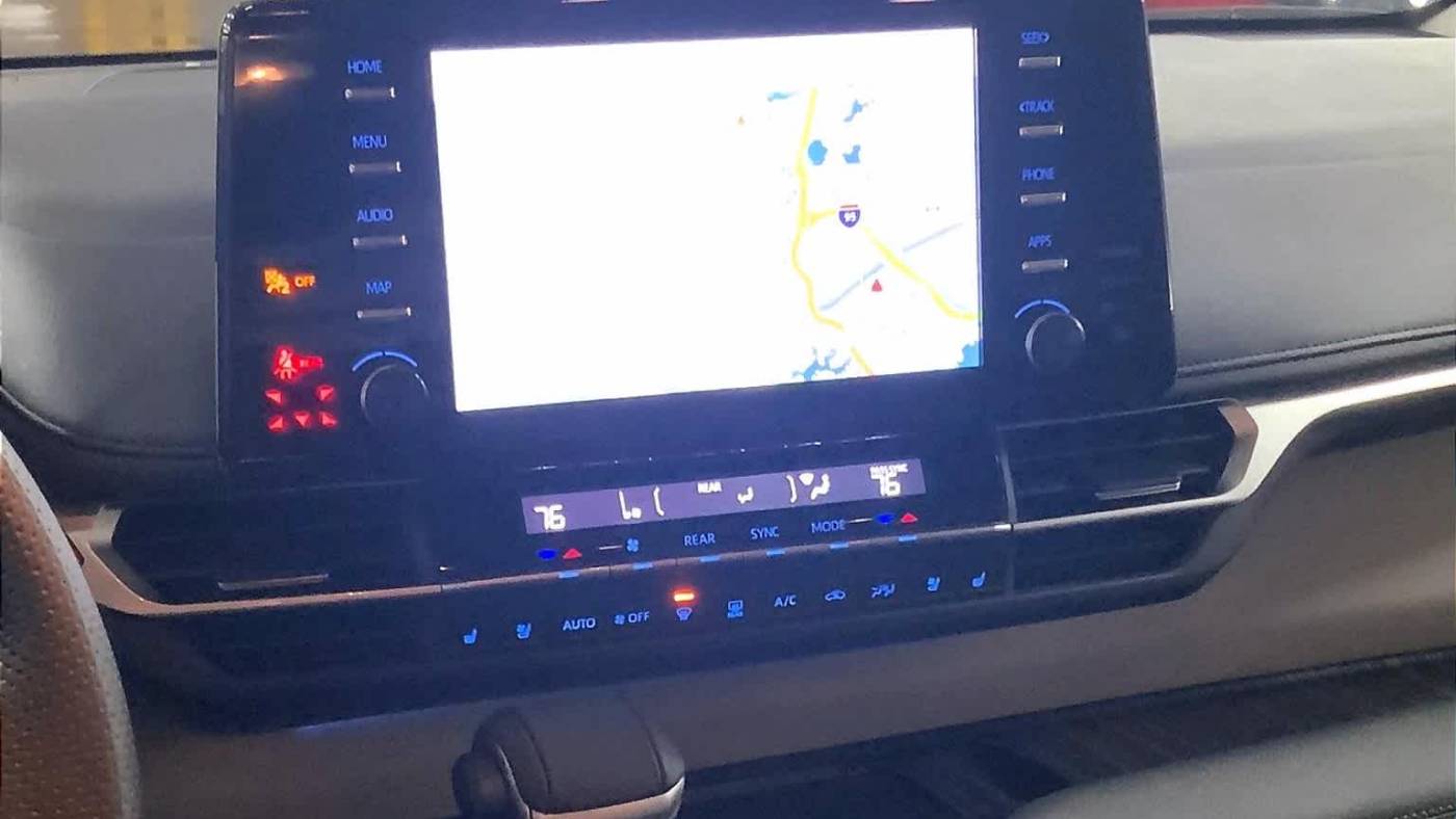 2024 toyota sienna limited 7-passenger