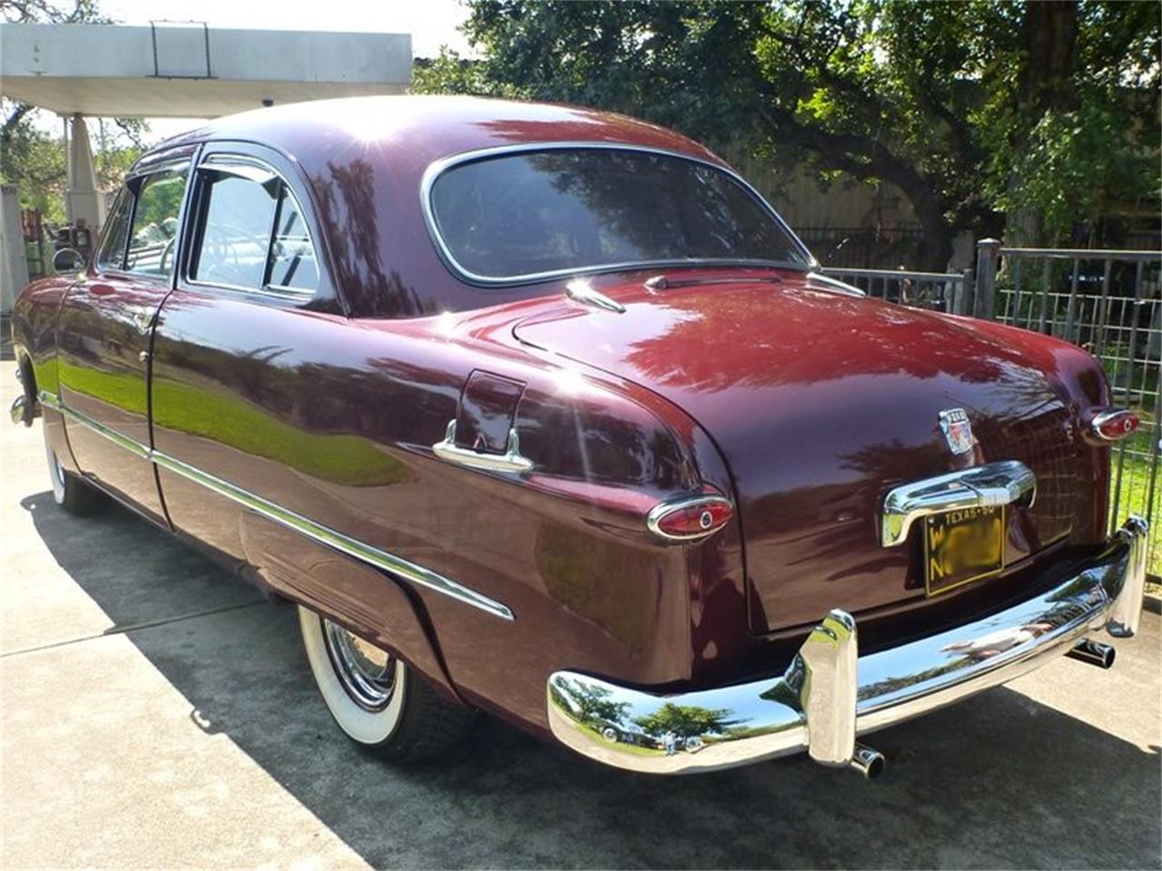 1950 ford custom deluxe