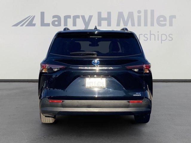 2024 toyota sienna xle