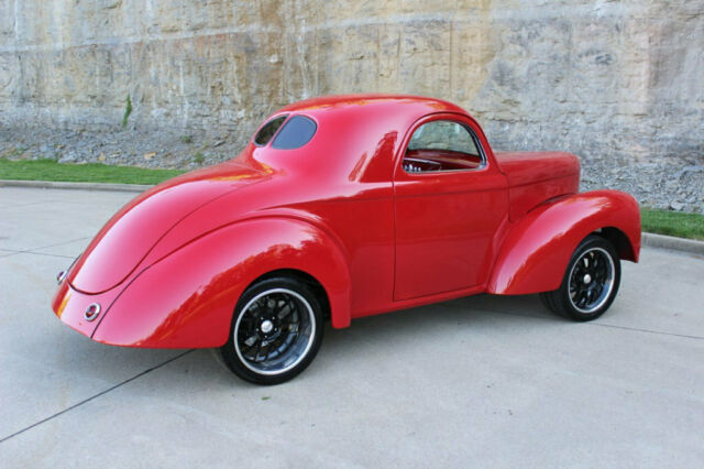 1941 willys coupe, hot rod, fiberglass body, small block chevy, very clean !