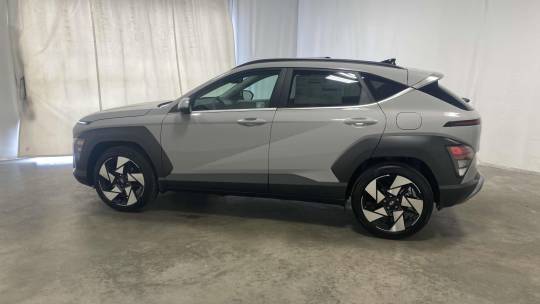 new 2024 hyundai kona limited fwd