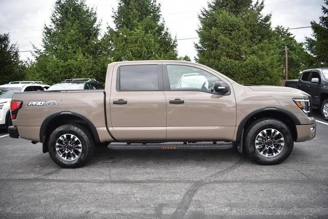 2024 nissan titan pro-4x