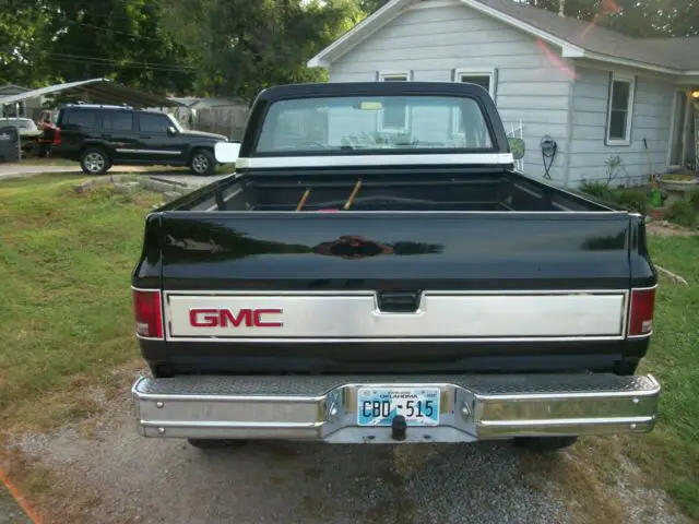 1981 gmc 4x4 swb 350 auto must see paint like a mirror lifted show and go nice!