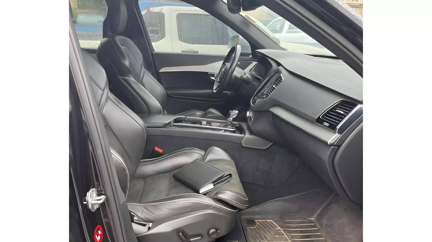 2016 volvo xc90 t6 r-design