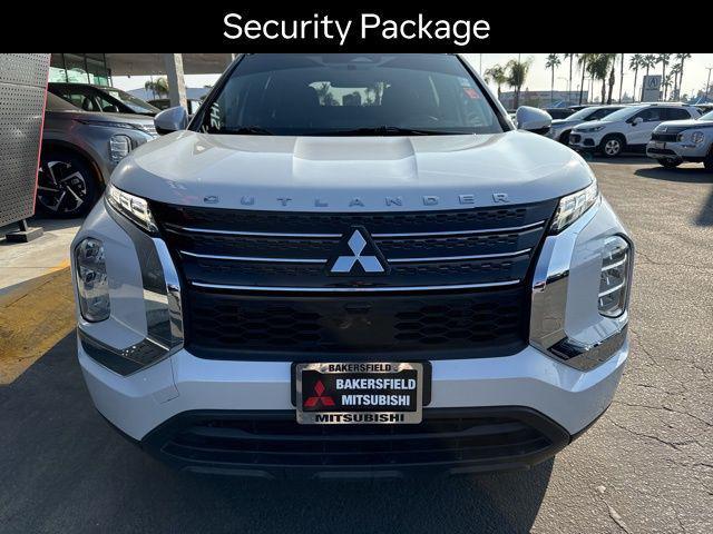 2022 mitsubishi outlander es