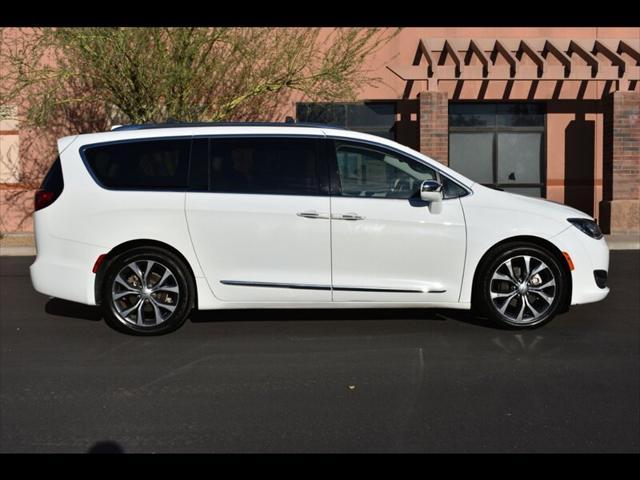 2018 chrysler pacifica limited