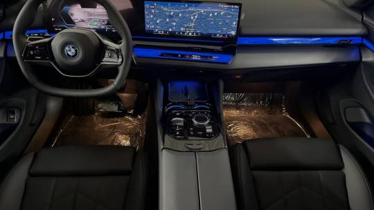2024 BMW i5