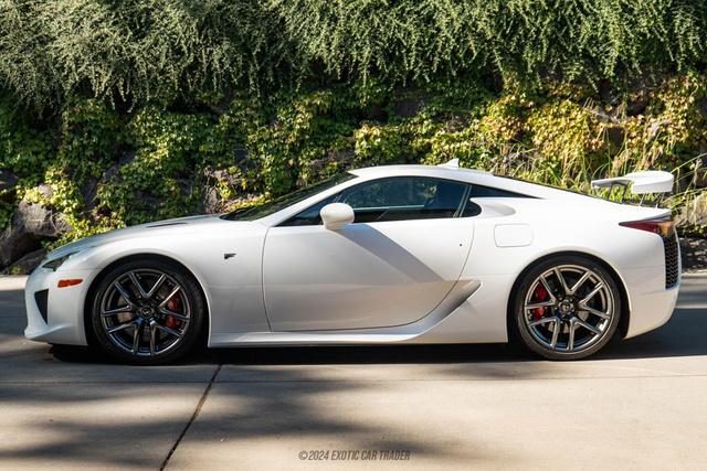 2012 lexus lfa