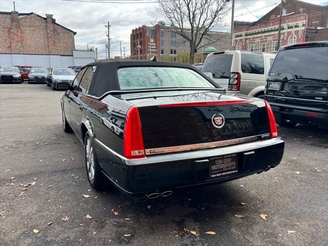 2010 cadillac dts base