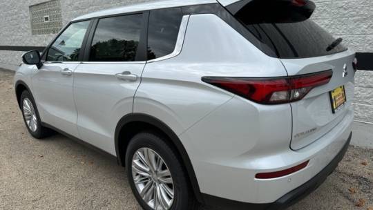 2024 Mitsubishi Outlander