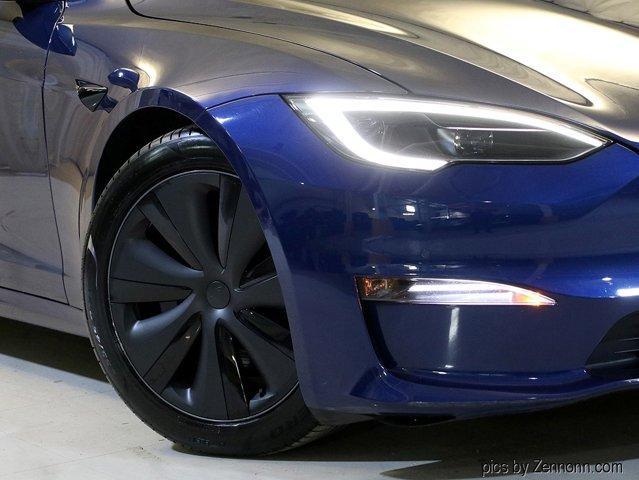 2022 tesla model s plaid