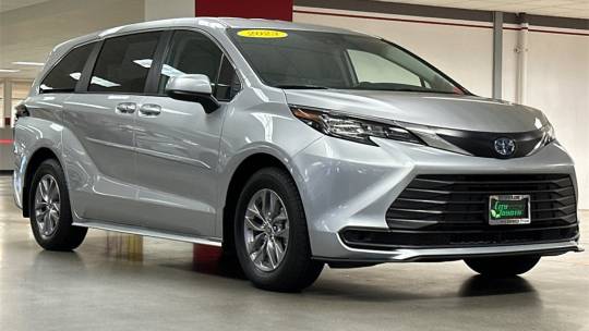 2023 Toyota Sienna