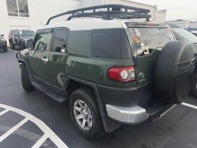 2014 toyota fj cruiser base