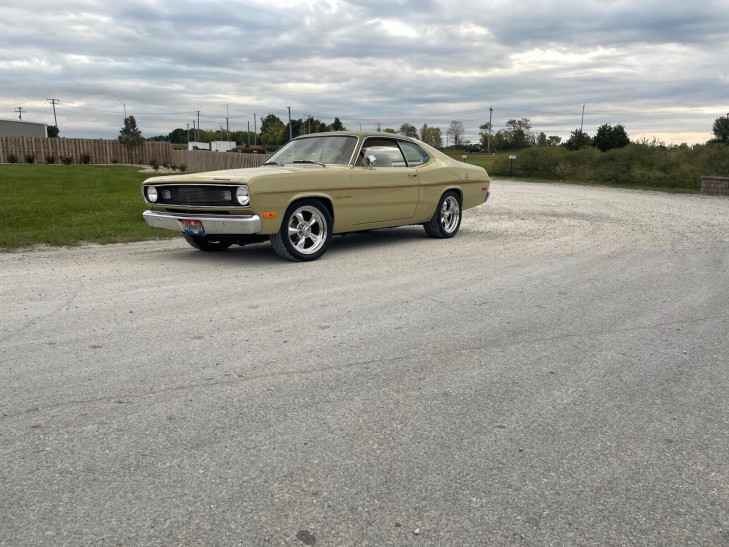 plymouth duster