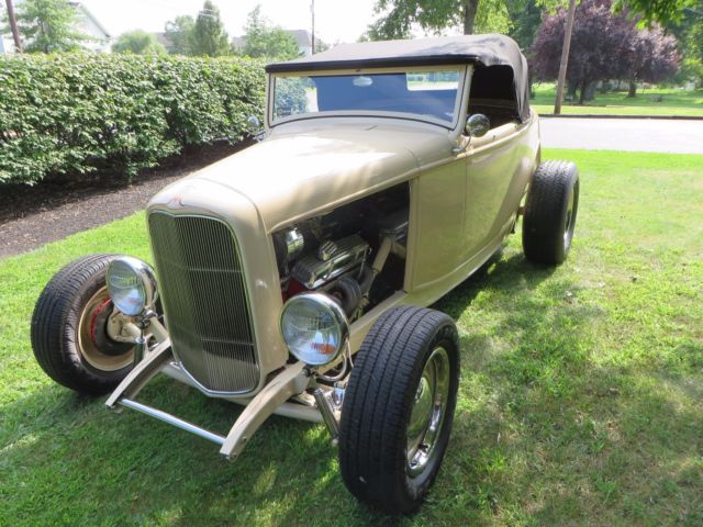 1932 ford street rod, hot rod, highboy