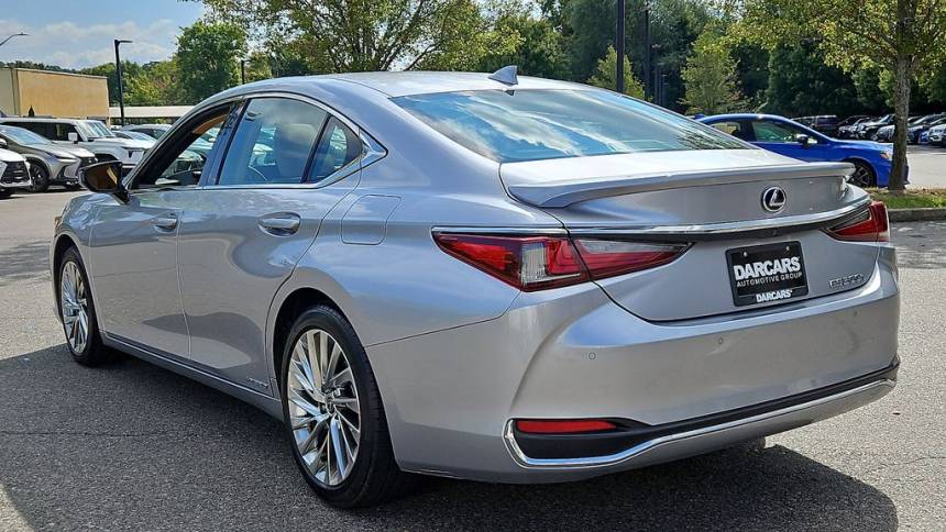 2022 lexus es 300h ultra luxury