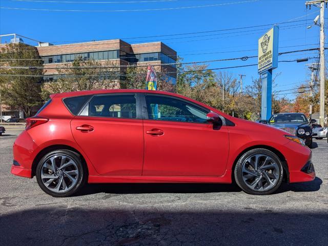 2018 toyota corolla im base