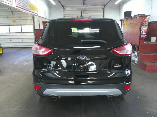 2016 ford escape se