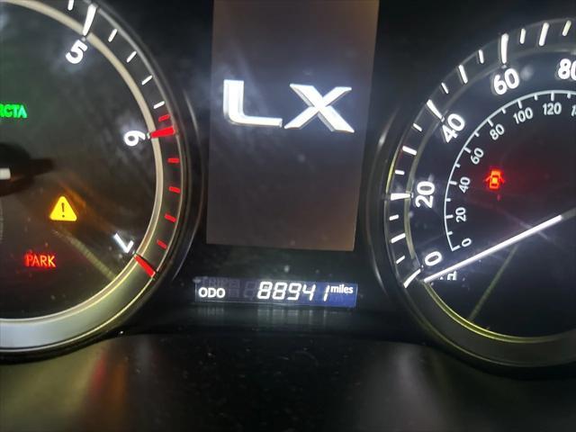 2016 lexus lx 570 base
