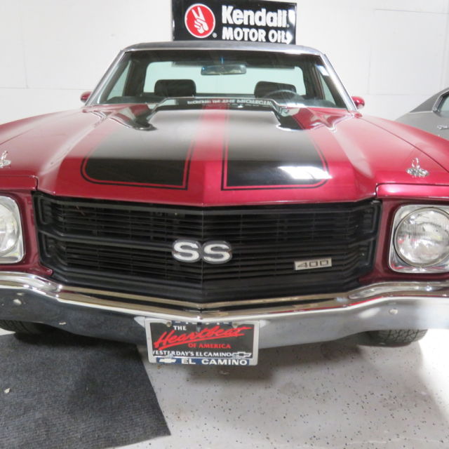 1971 ss 396 rustfree elcamino with bucket seats and console