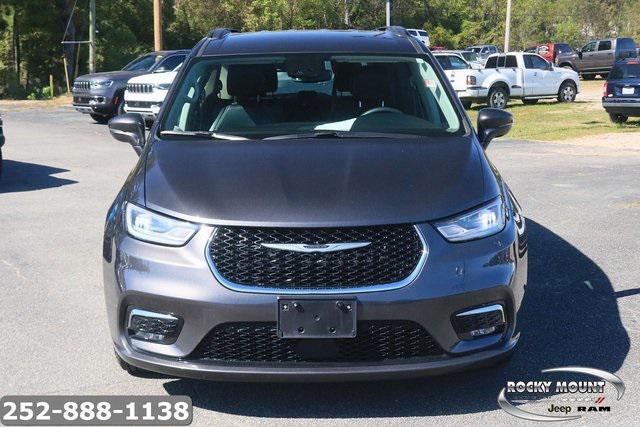 2022 chrysler pacifica touring l