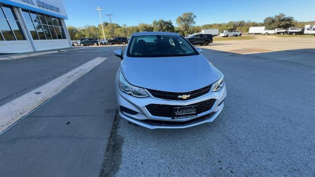 2017 chevrolet cruze ls