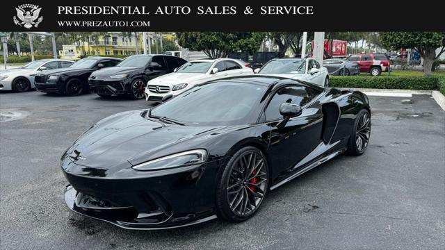 2022 mclaren gt coupe