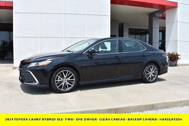 2024 toyota camry hybrid xle