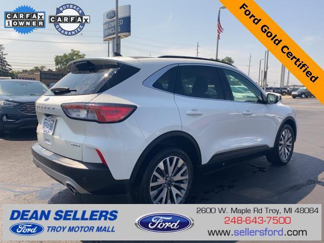 2022 ford escape titanium