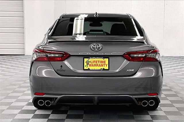 2022 toyota camry xse