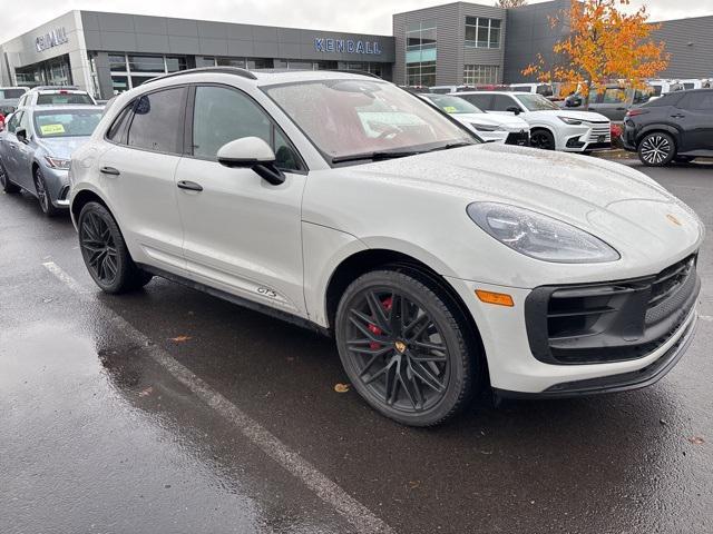 2023 porsche macan gts