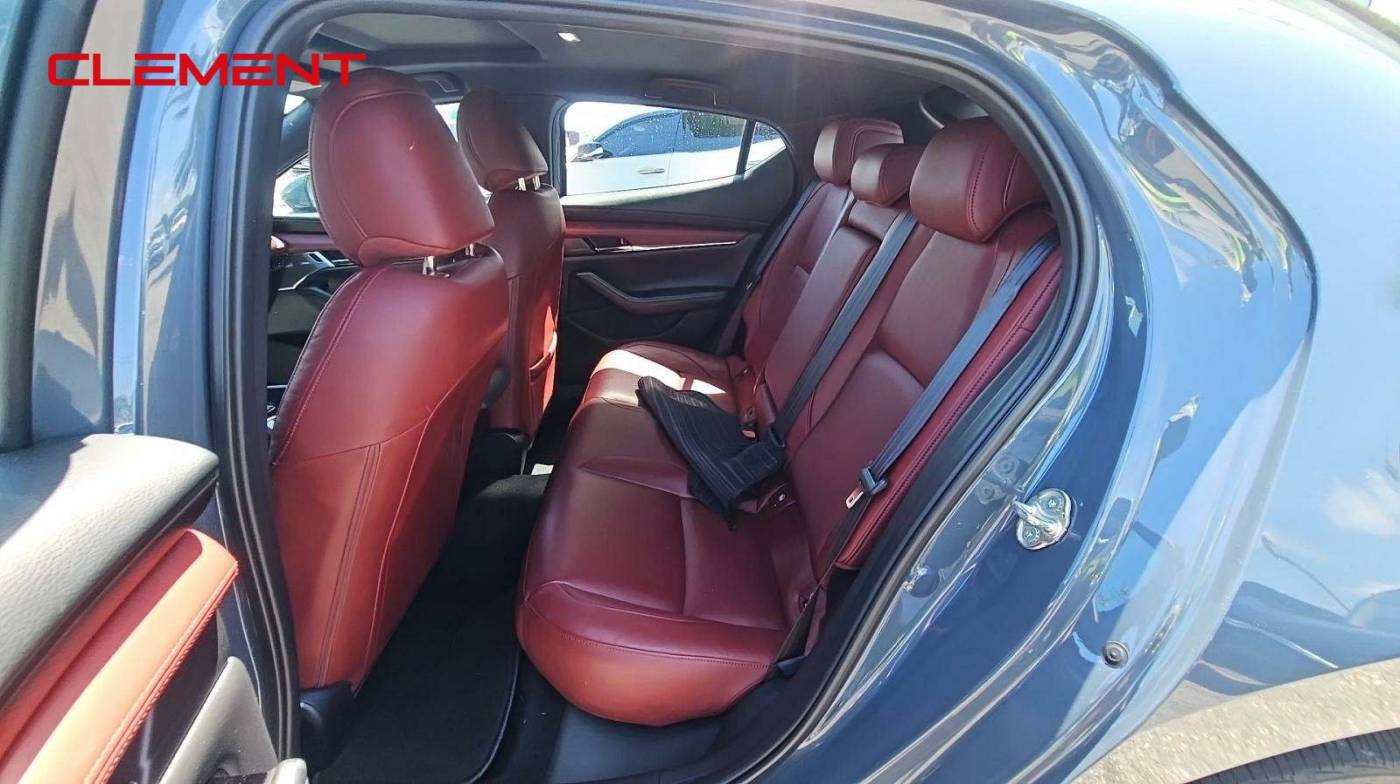 2021 mazda mazda3 hatchback premium