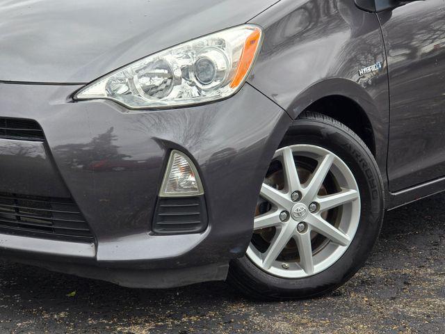 2012 toyota prius c three