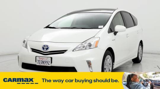 2014 Toyota Prius v (+)