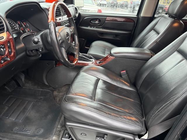 2009 gmc envoy denali