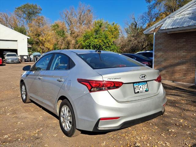 2022 hyundai accent sel