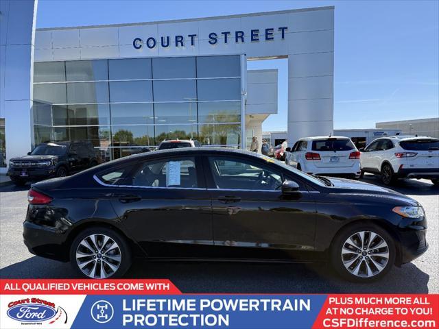 2019 ford fusion se
