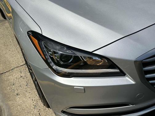 2015 hyundai genesis in co bluffs, iowa