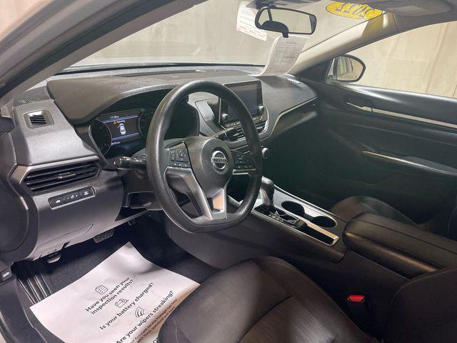 2022 nissan altima 2.5 sv