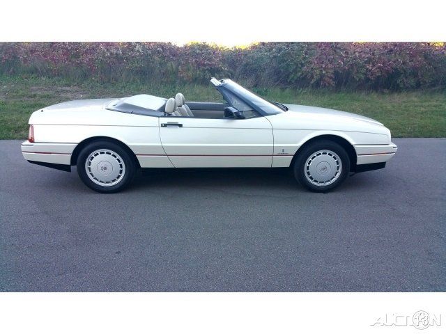 1991 cadillac allanate pearl diamond - only 26k miles - like brand new