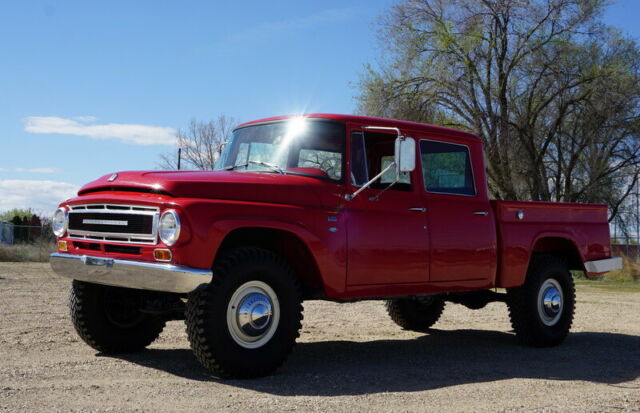 rare 1963 international harvester travelette, 4x4, short bed, crew cab