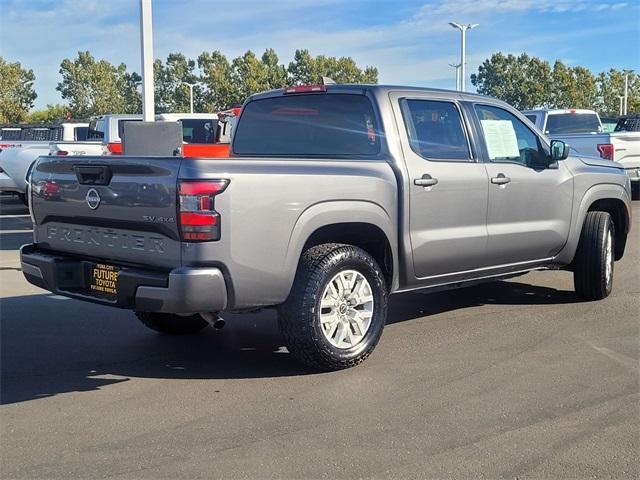 2023 nissan frontier sv