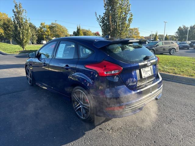 2016 ford focus st