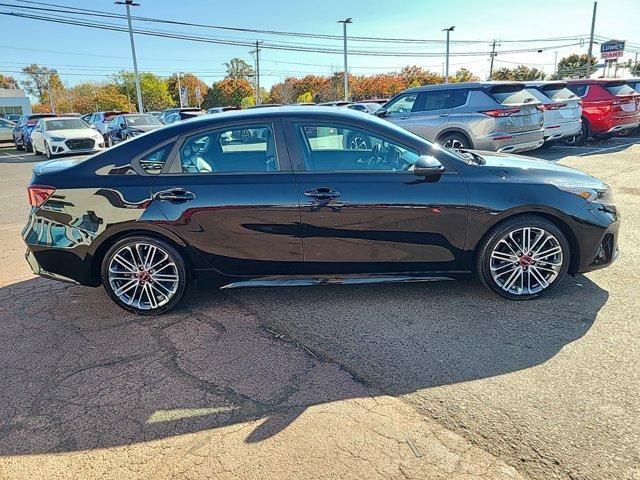 2022 kia forte gt