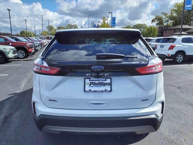 2021 ford edge sel